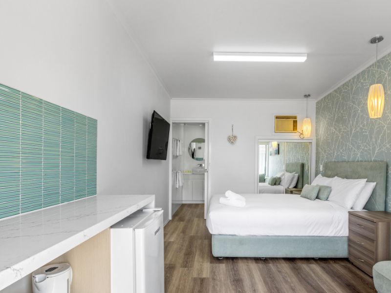 Rosebud Motel Spa Room - Rosebud