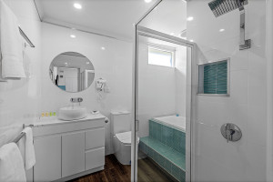 Bathroom3