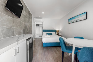 Bedroom11
