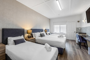 Bedroom2