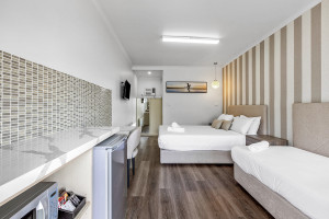 Bedroom8
