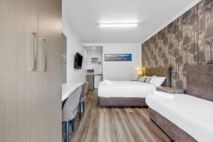 Bedroom9
