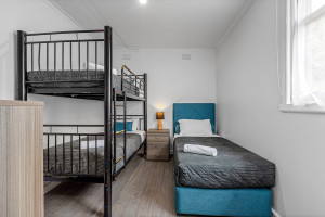 Kids Room 11