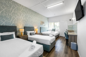 Room1